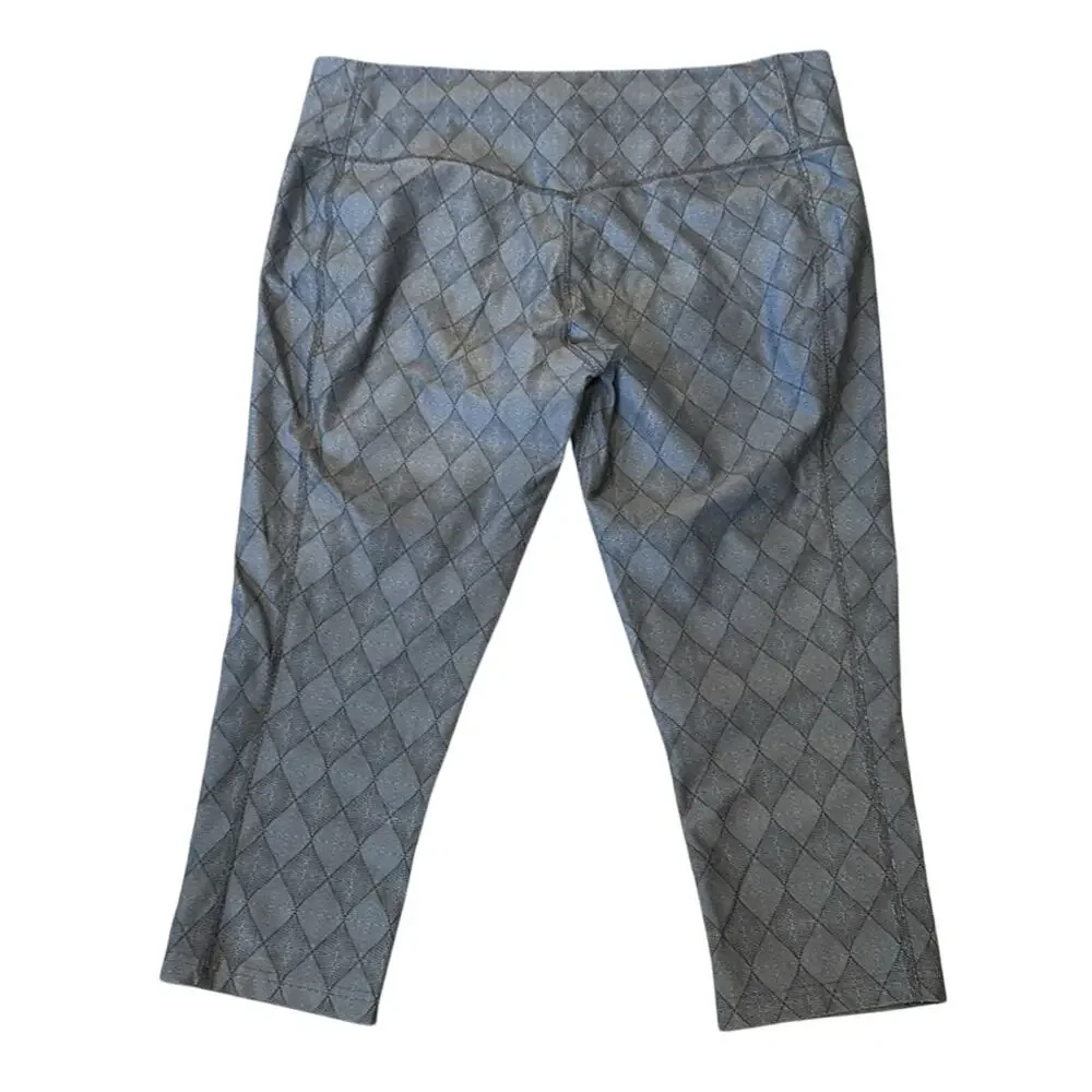 Nike Women's Dri-FIT Poly Print Capri Tights Gray Size XL